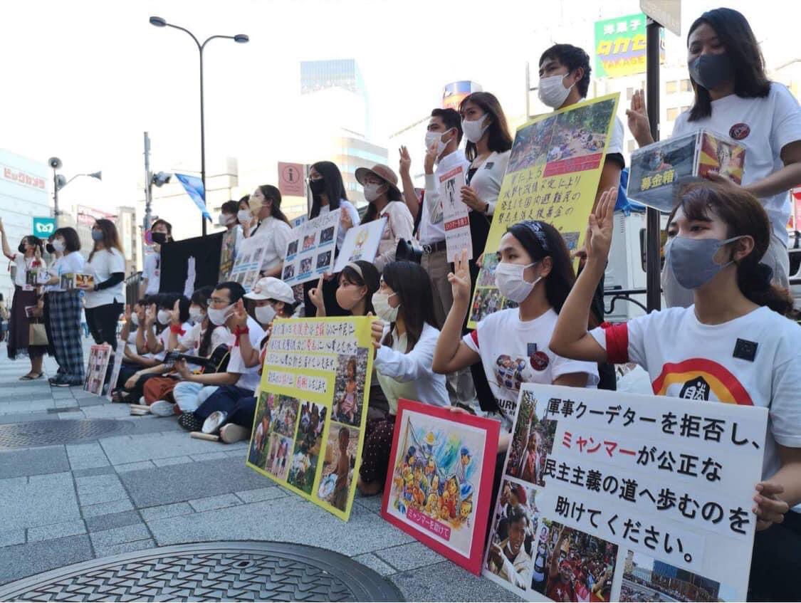 mgdaungmdy's tweet photo. On 10th of July, TTAJ did pamphlet and pocket sharing activity at Ikebukuro Station, Tokyo for fund raising to support CDMers and other areas needed for help in Myanmar.
WE NEED HELP FOR COVID-19
#MyanmarNeedsO2
#July11Coup
#WhatsHappeningInMyanmar https://t.co/wqfQvRdtK4 https://t.co/0wckWWbk8L