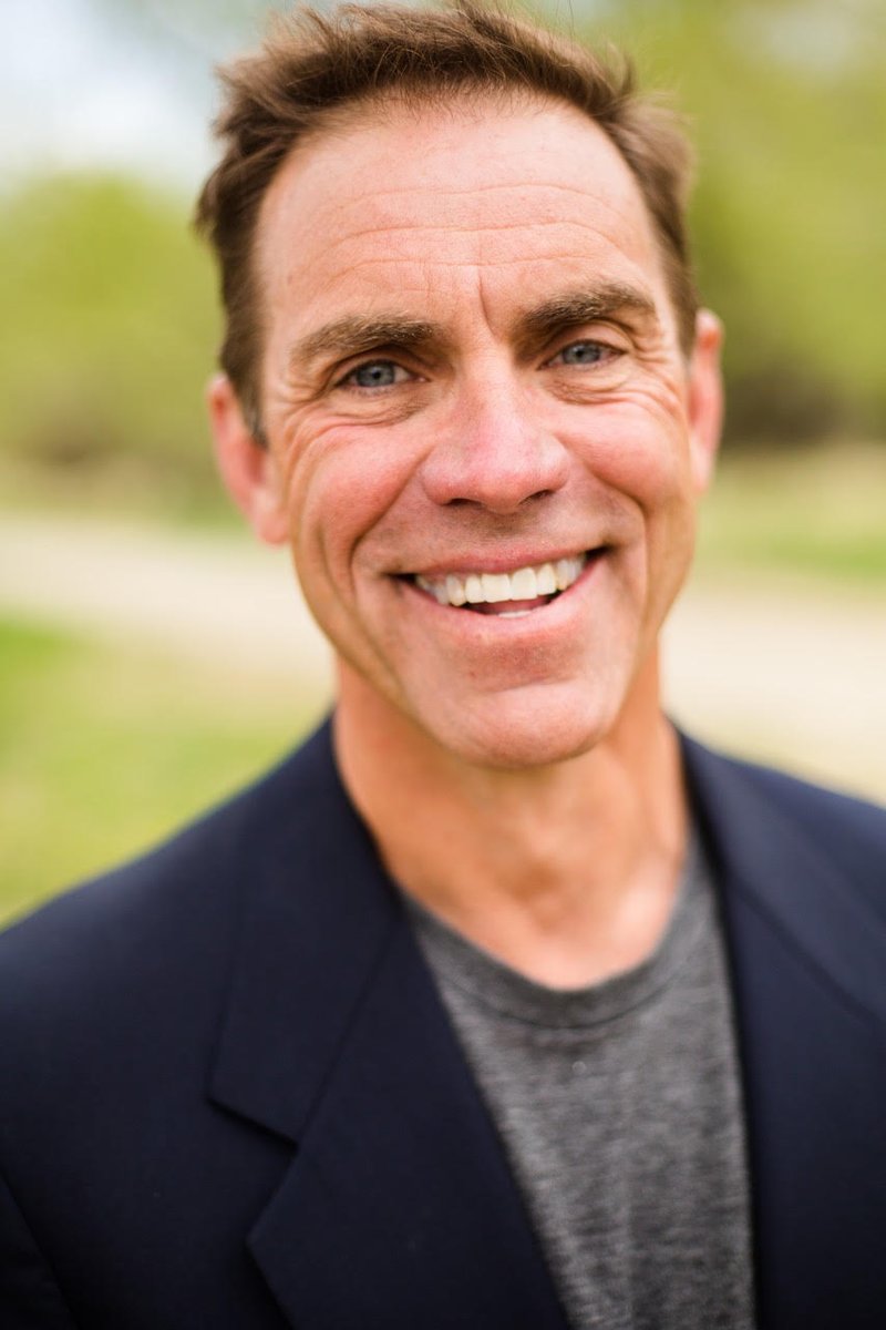 303Triathlon's tweet photo. One in four of us is dealing with some form of anxiety, depression or mental illness. Why don't we talk about it? Bill Garrels, host of the Mental Healthlete Podcast. Bill shares how he lives with depression and his amazing triathlon career! https://t.co/HRz9t5Sh5m
#endurance https://t.co/9mlRAgNirS