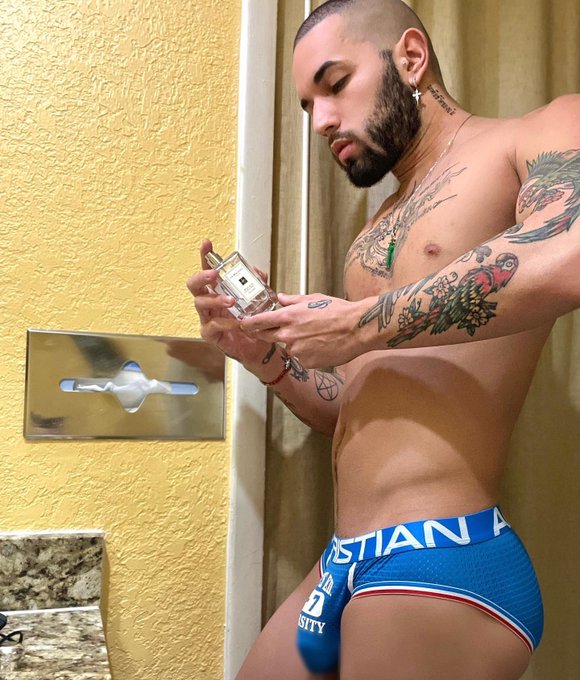 #andrewchristian https://t.co/gv97LCpA6M<a href="/tag/andrewchristian"class="tags">#andrewchristian</a>