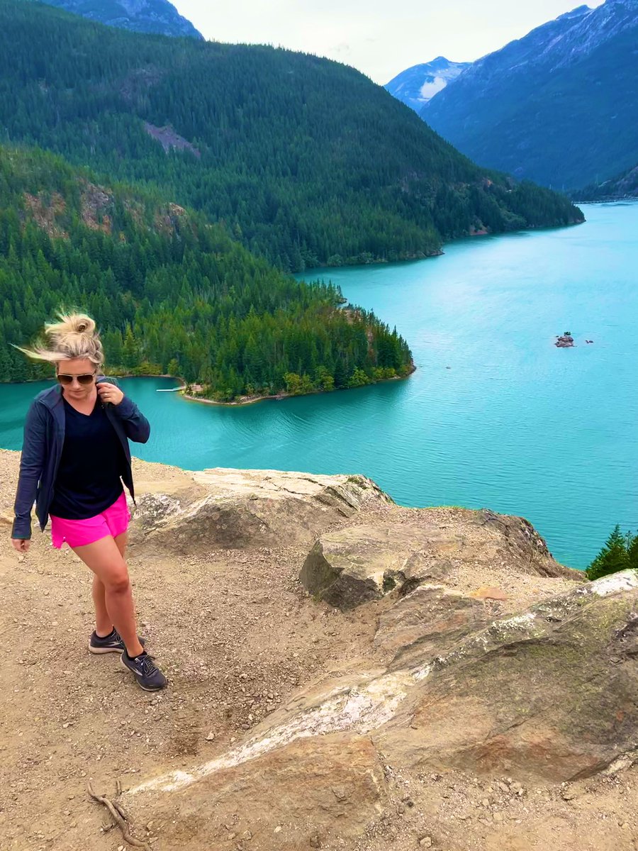 RachelCruce's tweet photo. Is it obvious this is one of my favorite explored places thus far? 2022 I’m anxious to get going again✈️ https://t.co/1RByvWDOVi