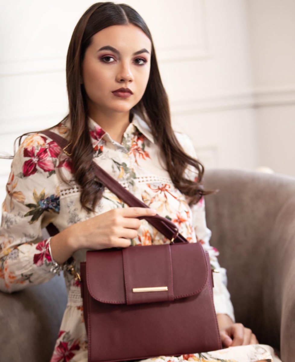 Karla Villalobos para Imelda Bags x Raul Mejía ____#madeintalavera