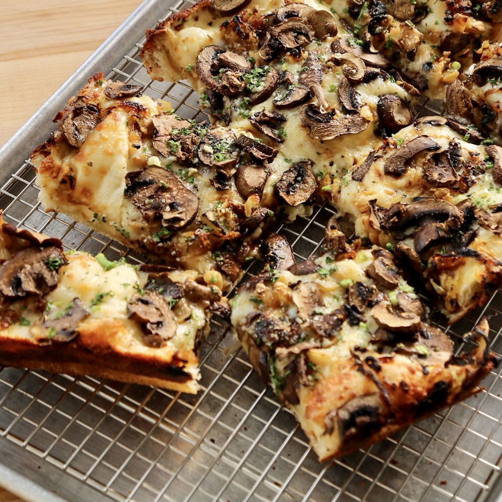 MfgSquare's tweet photo. Boom! You want mushrooms, we'll give you mushrooms. 👌 #SquareMFGCO https://t.co/IfA9TXsyVF