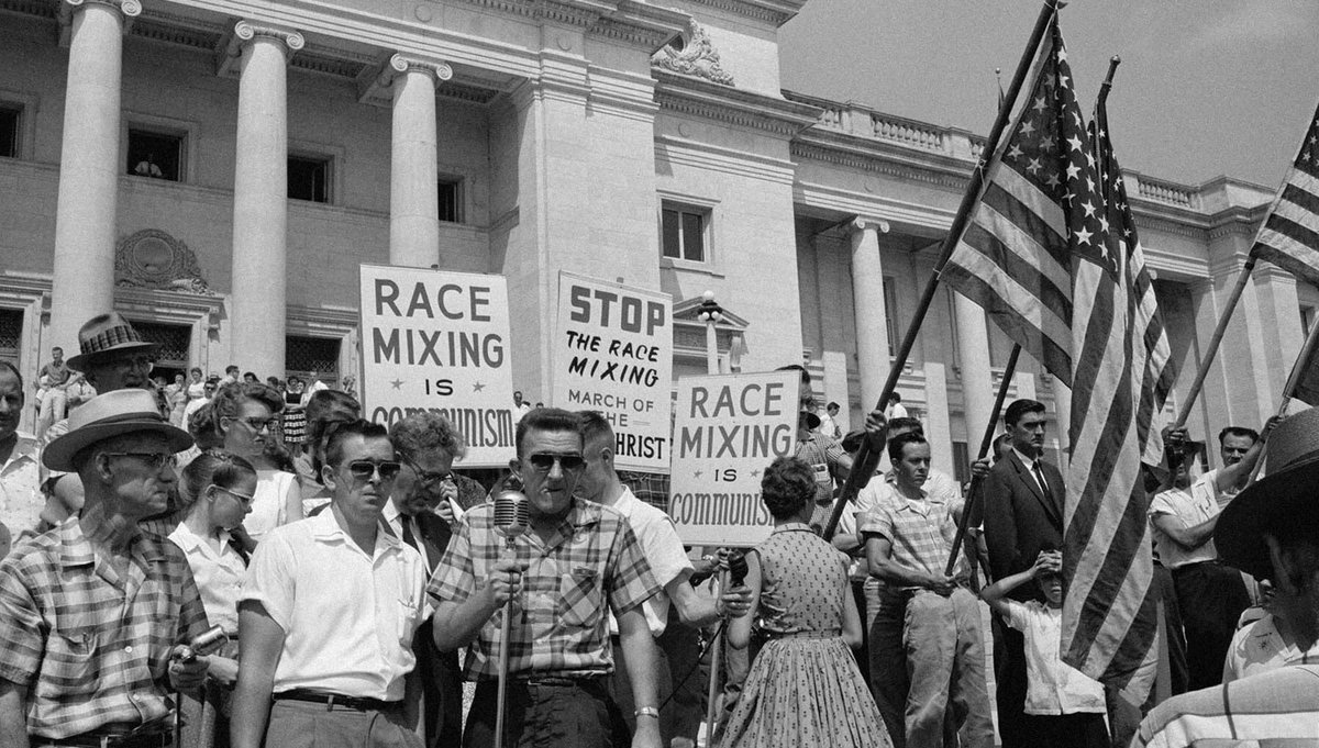 SardonicFaith's tweet photo. @MckinneyDiane1 @isabellerivo @NotAlexSheppard @RebelNewsOnline Why are the racists and fascists the first to see everything as communism?
#Redbating
#Redturbating https://t.co/CgC3UCwopx