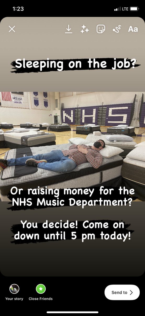 Christine Fay tweet media