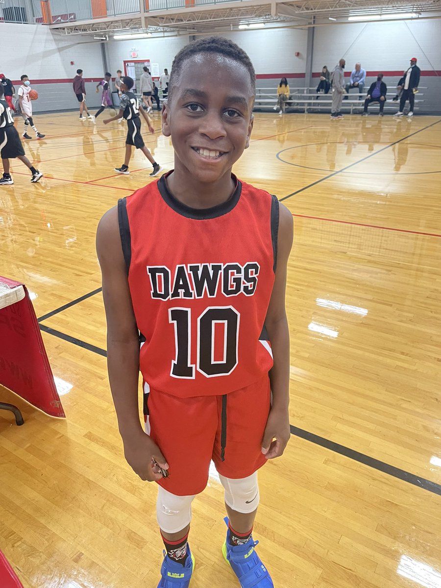 PRO_Movement1's tweet photo. Tristan Alusma (North Gwinnett) is a joy to watch. Very high skill level at such an early age!
Excellent finisher, shifty & nice quickness to his game. Extremely nice younger talent with a bright future.
#GYBA https://t.co/41pNQ7FMGV