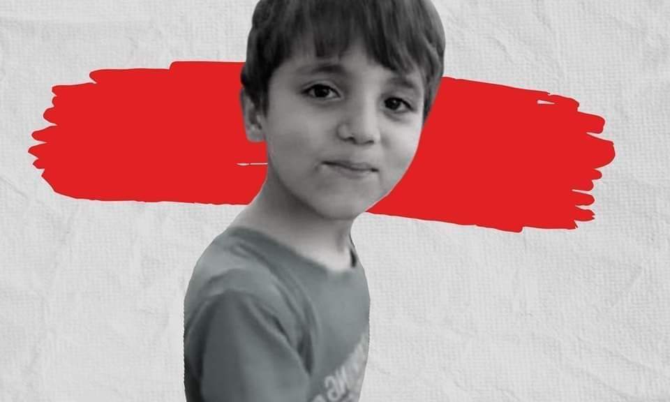 IdlebShaher's tweet photo. الطفل فواز قطيفان يعود لأهله بعد دفعهم الدية للخاطفين الذين عذبوه بطريقة وحشية.
#درعا #فواز_قطيفان https://t.co/b1WfcBU3Si