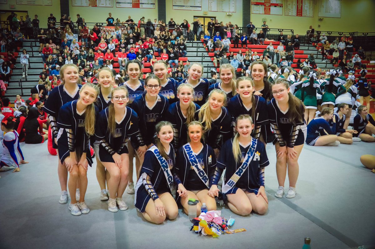 algonac_cheer's tweet photo. So these ladies are amazing! Breaking school record with a 232.8 in round 1 last night and a second place finish! Way to go team! #backtheblue https://t.co/72G0wXcUQz