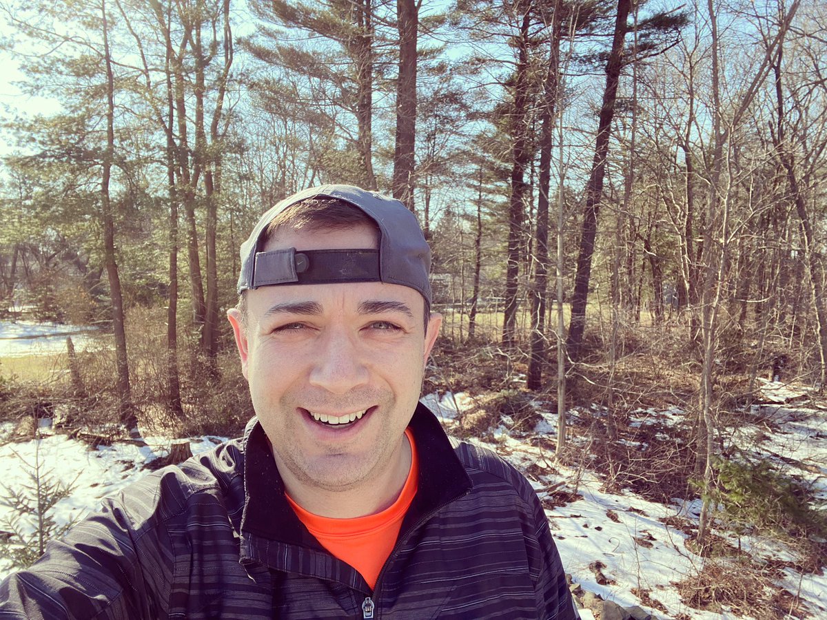 runninggriffin's tweet photo. 62 degrees in New England in February? Yes, please! Banged out a quick 10K and took full advantage of the beautiful weather! #bridgewater #runchat #satstatchat #teamnuun #10K #running #isitspring #isitwinter #getoutside #outdoors https://t.co/UowfQgFCEj