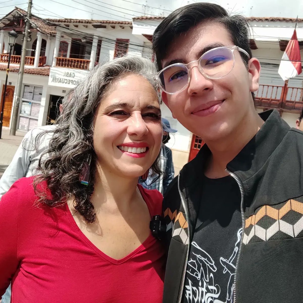 CardonaJuanD's tweet photo. Ayer con @PizarroMariaJo y @yeisoncajamarca en #Faca, #Funza, #Mosquera y #Madrid.

Se mueve la gira del #PactoHistorico por el territorio. https://t.co/C7QbYNzljq