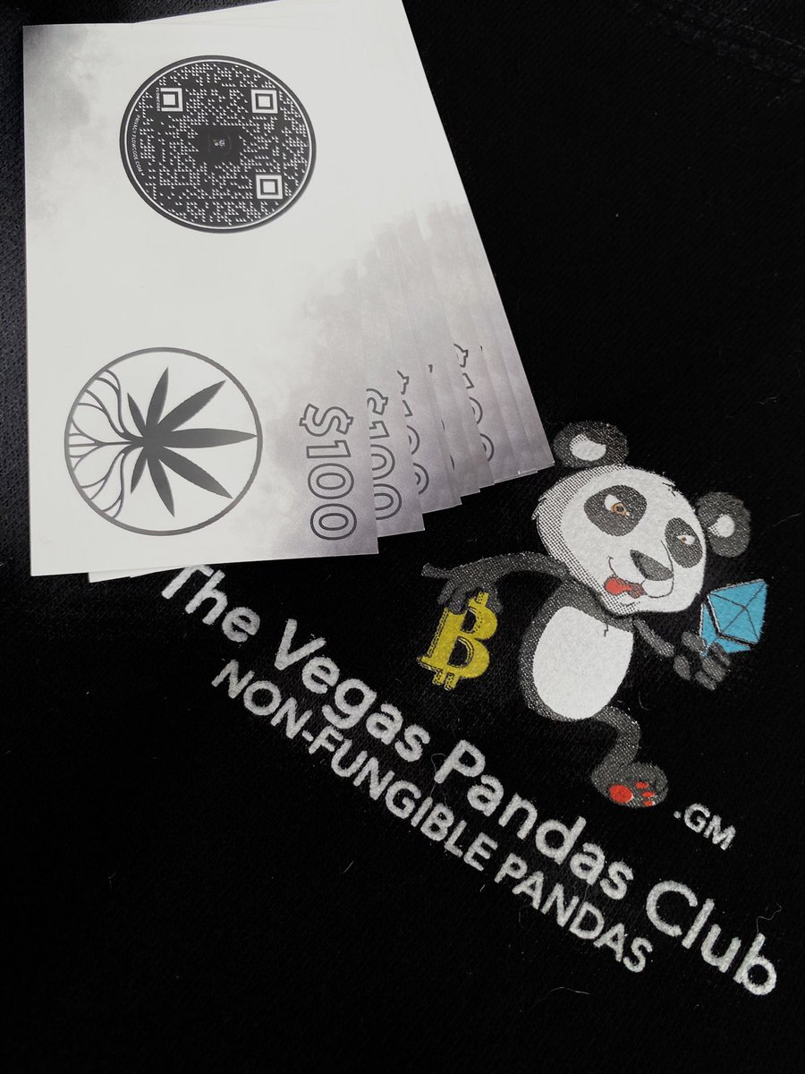 VegasPandasClub's tweet photo. 🚨📢ONE DAY GIVEAWAY📢🚨
           VEGAS LOCALS 
 🌳WIN A $100 Dispensary GIFT CARD🌳 will announce winner at today at 7pm
#vegastreehouse

🌳 1.5 .SOL Mint 
🌳 IRL Utility 

➡️ Turn your 🔔on 
➡️ Follow @VegasPandasClub 
➡️ Tag 3 Friends 
➡️ Like &amp; RT 

#NFTGiveaway #vegasnft https://t.co/mpEkRM4Aae