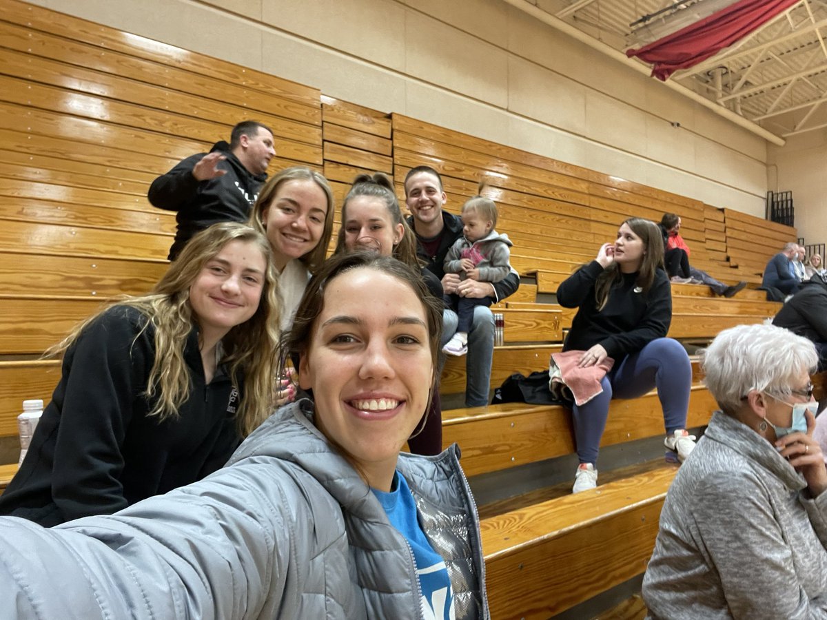 HC Girls Basketball tweet media