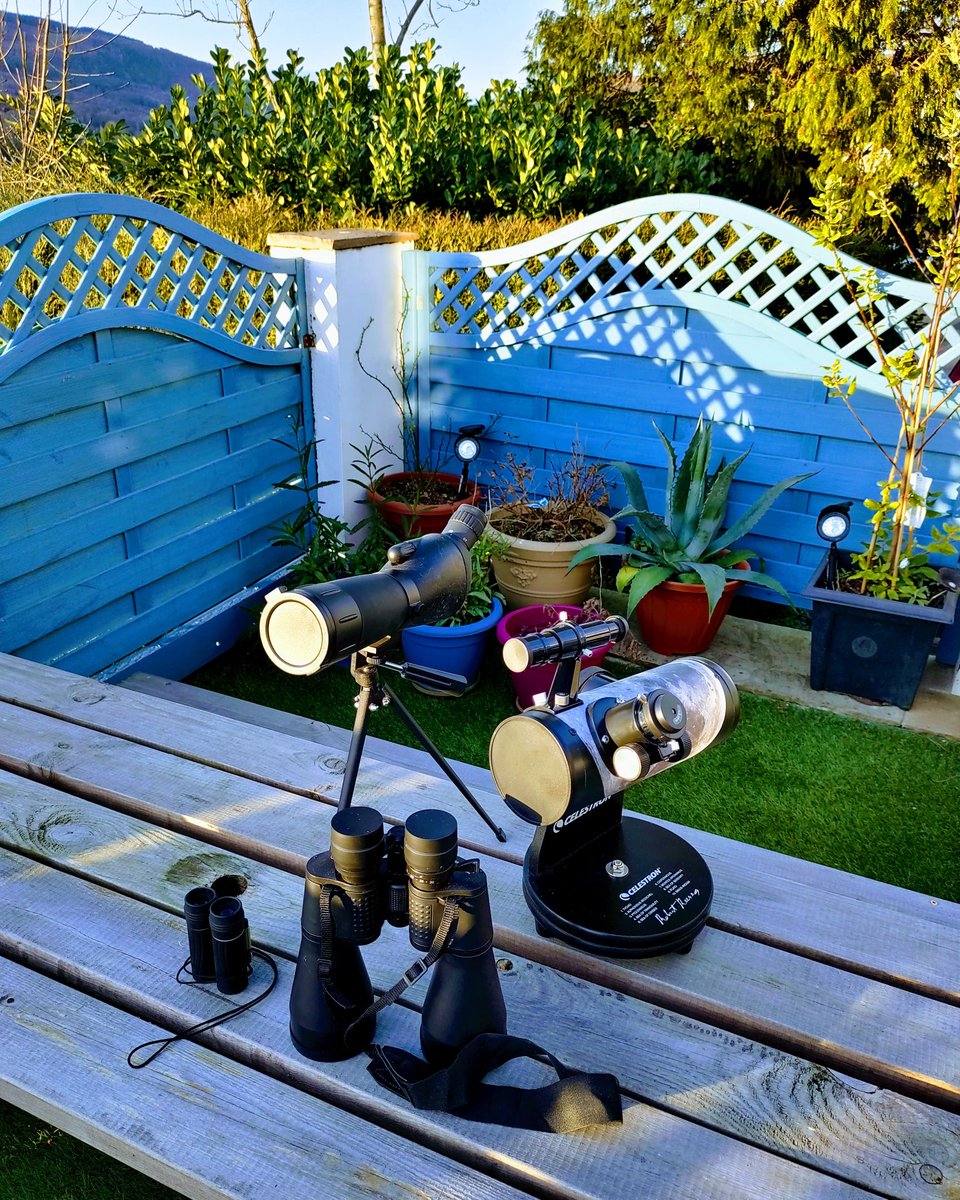 All set up on Thursday to record my next astronomy radio show for <a href="/BBCRadioWales/">BBC Radio Wales</a> 🔭 A rare clear night in South Wales 😁 #astronomy #radio #telescope #celestron #Constellation #binoculars