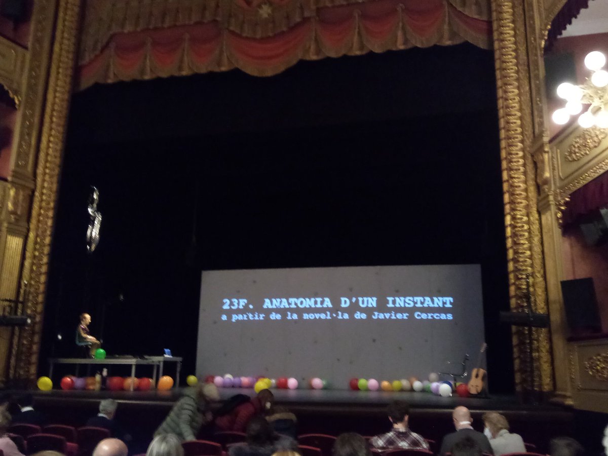maulisiset's tweet photo. #Anatomiaduninstant #alexrigola #javiercercas #teatredocumental A veure qui ens prepara en #alexrigola @teatre_gi https://t.co/outrzA71xO