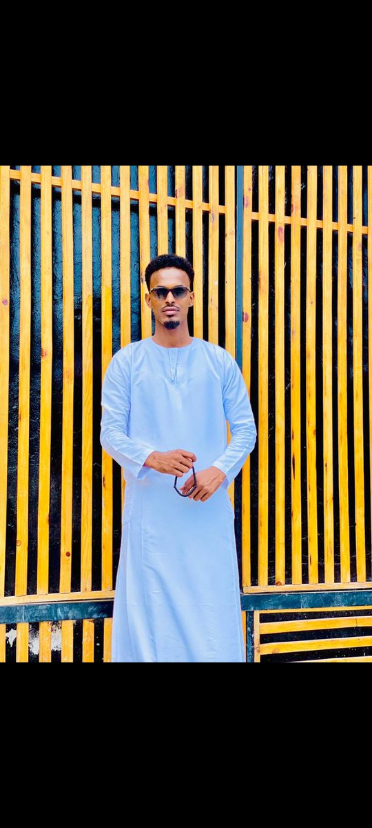 YusufSandhere's tweet photo. Hadii aad nabad galyo rabtid xiro qamiiskaan Hal Gabar Kuma Soo fiirineeyso 🤣🤣 https://t.co/SVvngIeLqe