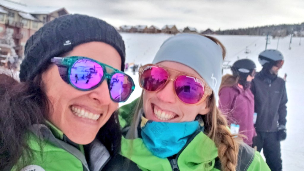 CarrieAnnFain's tweet photo. When your work bestie helps you represent @PitViperShades #SkiSchool #SkiInstructors. PSST. We need some coupons please so the rest of the crew can look fabulous too! https://t.co/wIyEbeUL80