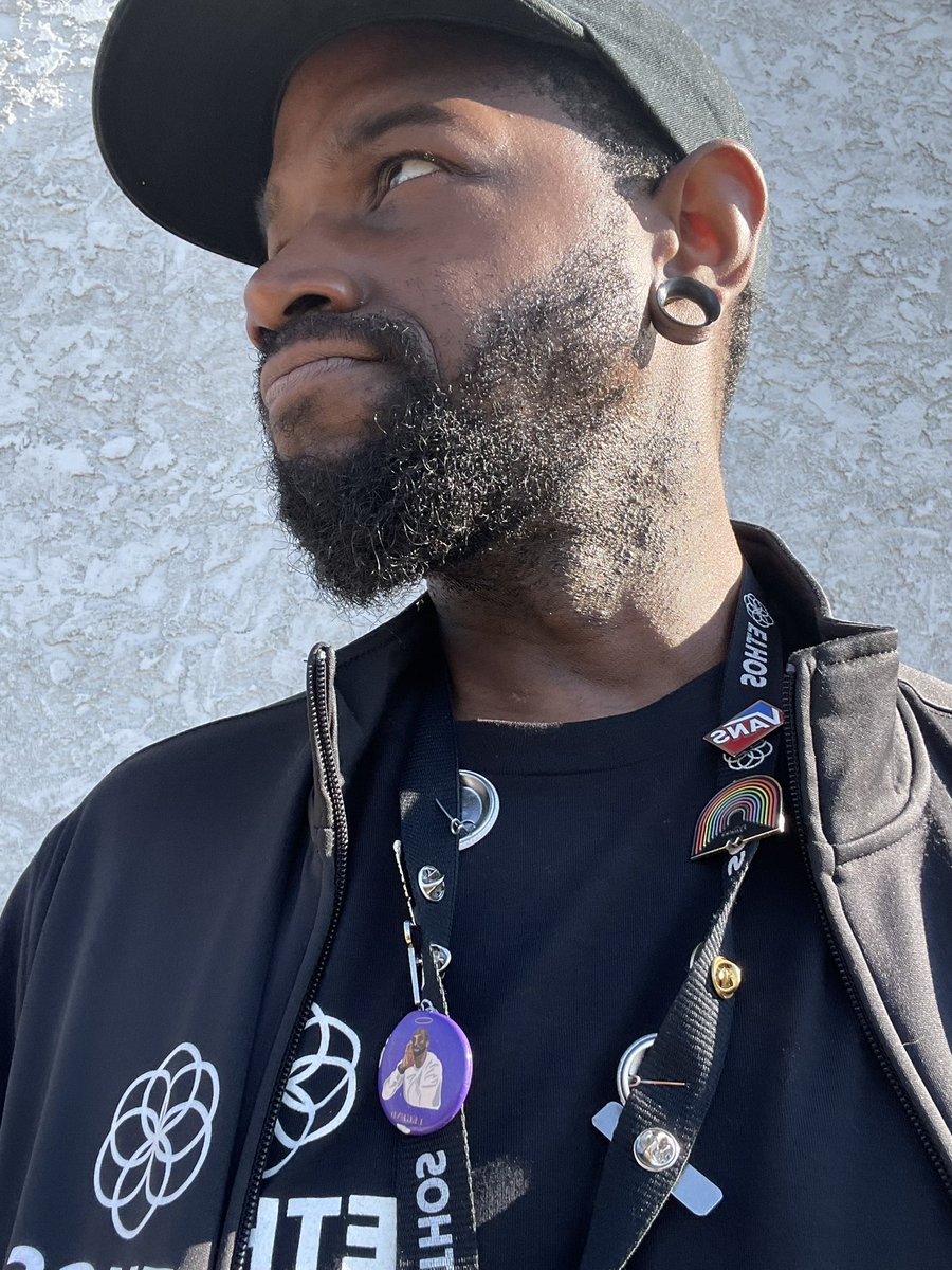 MosMcFlyy's tweet photo. Iβm starting to actually enjoy how I look. I swear this isnβt my final form bruh #stilldreamin #stillflexing #mentalhealth https://t.co/6TRPk1sdjf