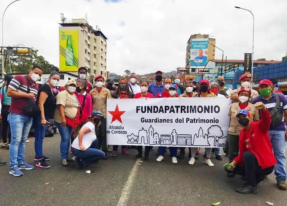 fpatrimonioccs's tweet photo. La Alcaldía de Caracas a través de Fundapatrimonio Presentes y siempre consecuentes... Marchando junto la #JuventudLealYPatriota 

@NicolasMaduro
@gestionperfecta https://t.co/gr2LjZTIHq
