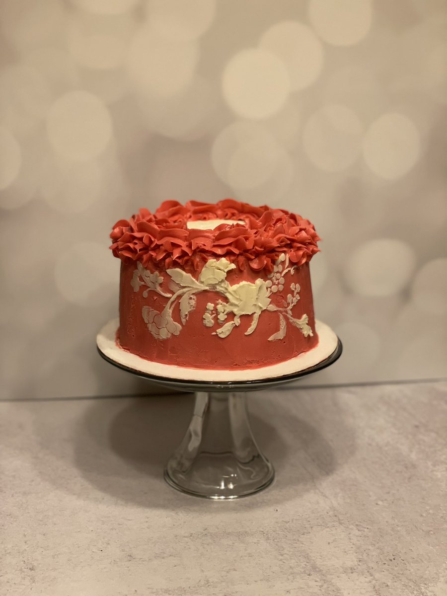 lisawalker1213's tweet photo. Galentine’s Day cake. Check out my gluten free cakes from Picket Fences Bakery in Tallmadge Oh. Shop local! #baking #cake #glutenfree #shoplocalohio #homebaker https://t.co/1Mg6MCe172