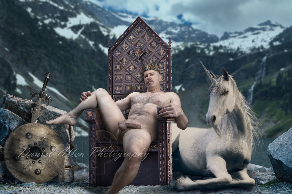 da_studioarts's tweet photo. Another fantasy composite using past work. Hopefully soon in-person studio sessions can resume!
What kind of fantasy world should I do next?
#dudeoirphoto #fantasycomposite https://t.co/b3FO1cae7S