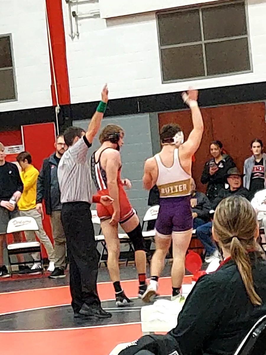 shstigerwrestle's tweet photo. We wrap up our day with Cole Rutter punching his ticket to the Wells Fargo Arena next week! 💪💪🐯 https://t.co/gQgVBA9ork