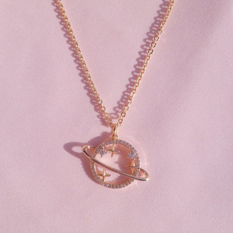 shoplalisa's tweet photo. Diamond Saturn Necklace 🪐✨ https://t.co/GKN6fsl2I2