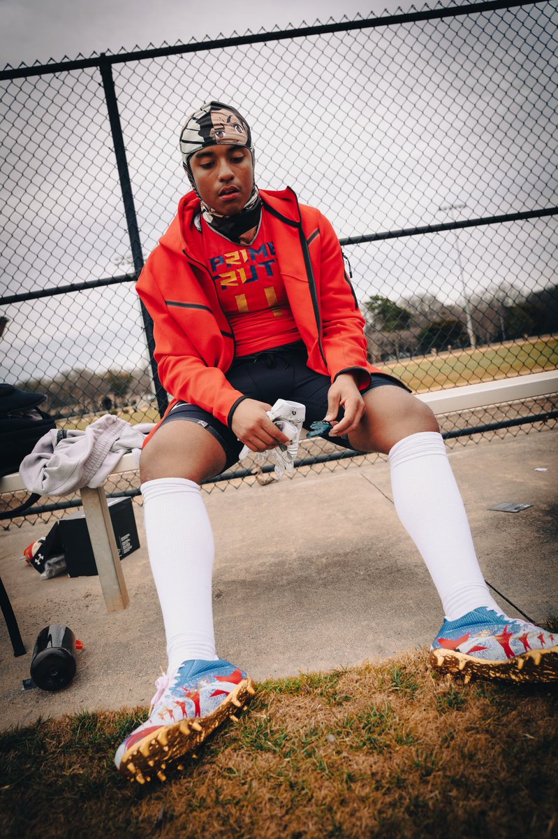 JaylenMosley7's tweet photo. We got the 3 wins today but we didnβt play our best ball yet. See yβall tomorrow #primeweekend @catchit_pat https://t.co/3qlJx3qstE