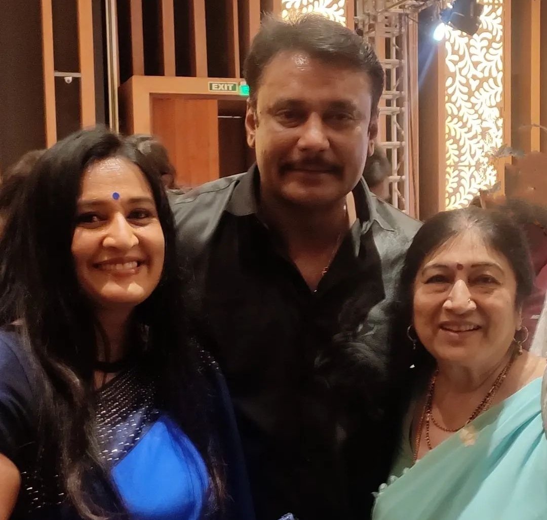 ka14dcults's tweet photo. Exclusive 😍❤
🤜 #DBossBirthdayCDP 🤛
#Kranti | #DBoss | @dasadarshan https://t.co/6IWiQ0nsza