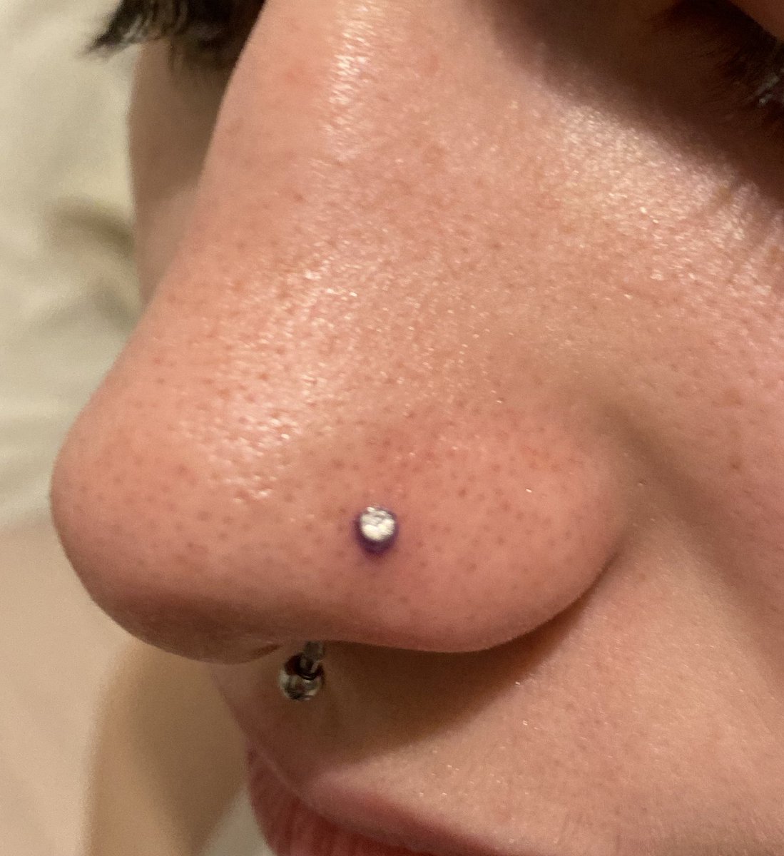 PiercingbyAline's tweet photo. Un nostril pour mon amie 🎀 https://t.co/TA7ok9pEqp
