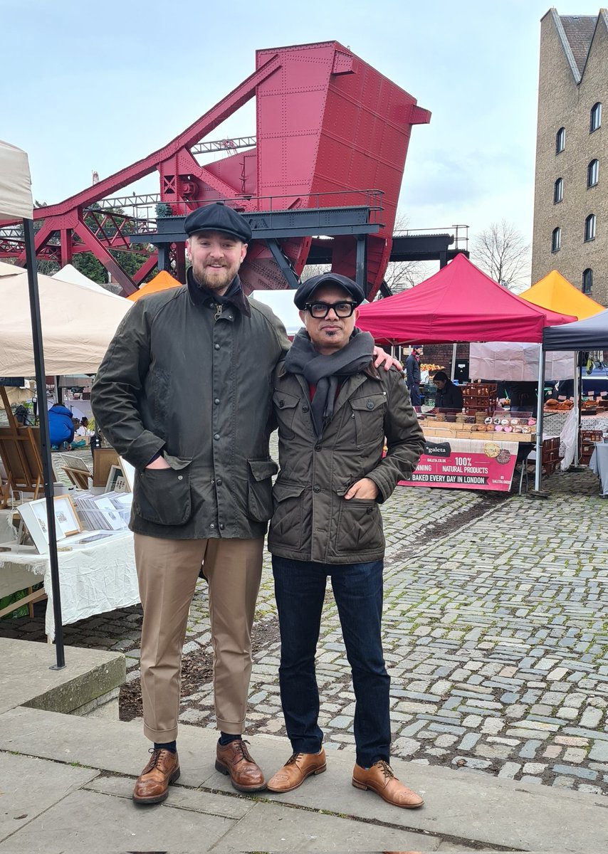 AbdalUllah's tweet photo. Meeting residents across #Wapping listening to feedback on the good work we have delivered locally &amp; issues important to them.
Great to have @MayorJohnBiggs with us.
I'm a big supporter of  @wapping_market fantastic asset for our neighbourhood 
#weareWapping #weloveWapping https://t.co/hyAY4xyMwy