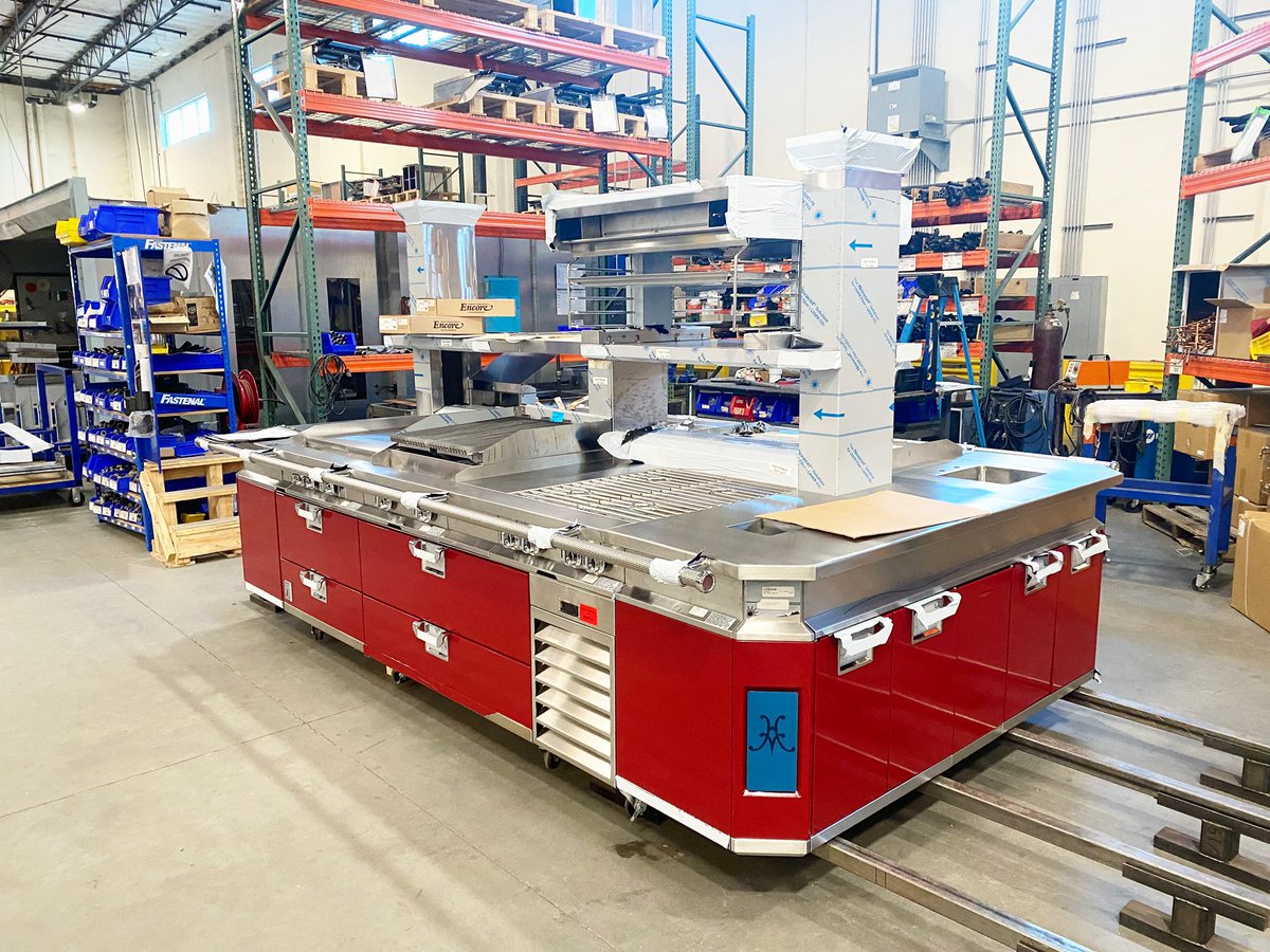 HestanTeam's tweet photo. Fresh off the assembly line. Still has that new car smell. ❤️❤️❤️ #HestanKitchen #cookingsuite https://t.co/RtEZ9XOqHb