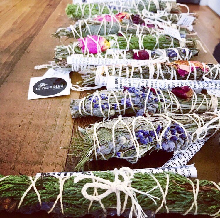 LeNoirBleu2's tweet photo. Excited to share this item from my #etsy shop: #Incense wand - herb wand - juniper - sage - #talisman - altar tool - handmade - #saining - smoke cleanse - ritual tool - #Celtic - hedge witch https://t.co/l0bvrt3EoN https://t.co/qrRYhPDGAv