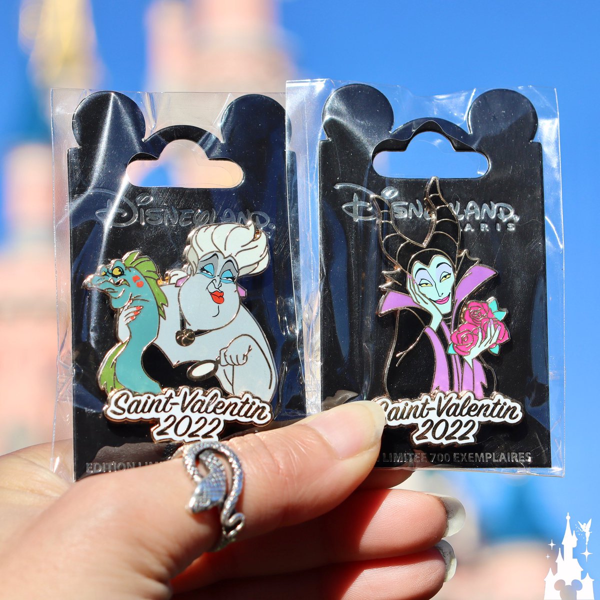 dlrpnc's tweet photo. [LIVE]

To celebrate Valentine's Day next Monday, 3 limited edition (700 copies) of Disney Villains Pins featuring Maleficent, Ursula and Captain Hook was on sale at the Pueblo Trading Post store today (16€ per pin) ! 💖✨😈🐙🪝💕#disney #disneylandparis #disneyland #DisneyPlus https://t.co/uL472xSTYl