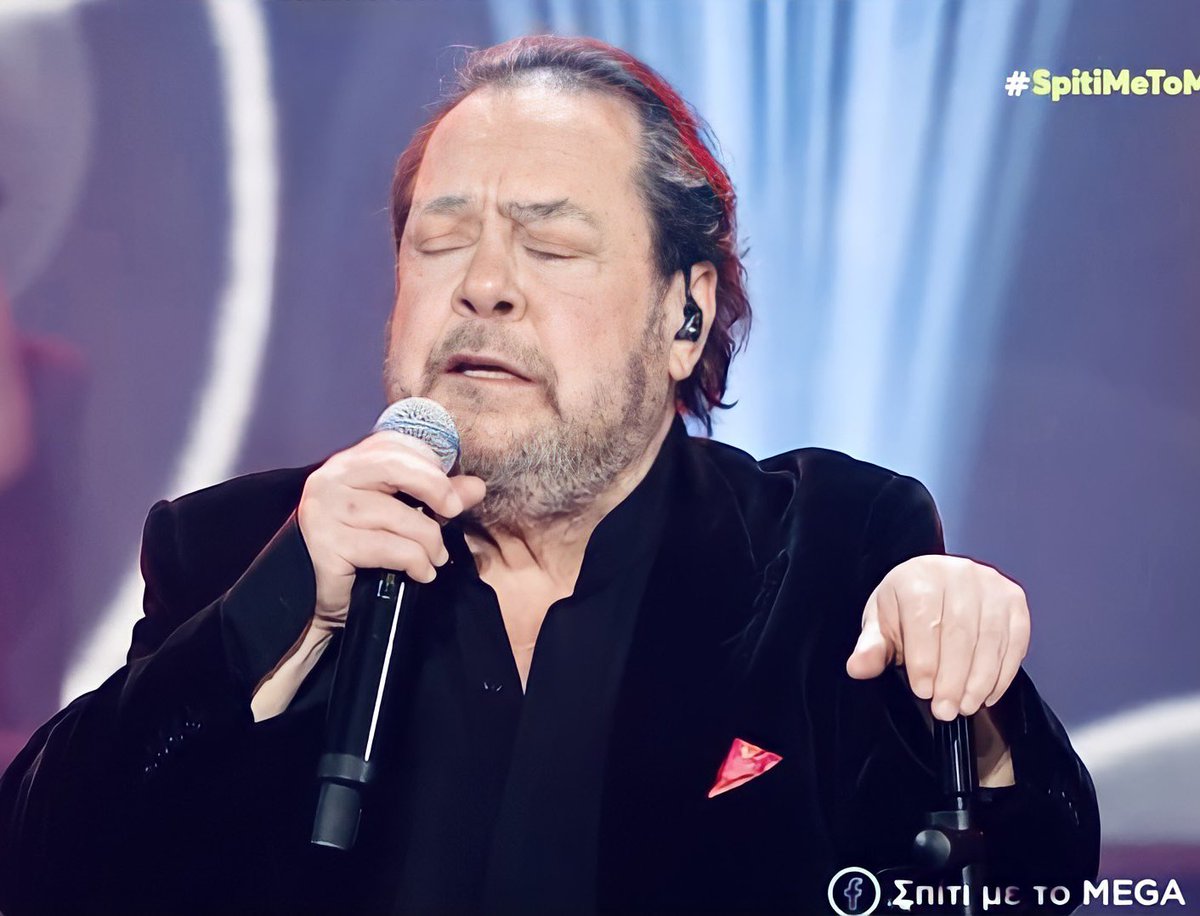 XaraVerra's tweet photo. Δεν ξαναγεννιέται άλλος..... Γιάννης Πάριος 💗🙏🏻💗 #spitimetomega https://t.co/1leC67XTrE