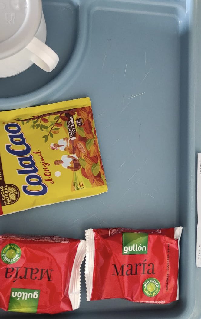 Nerea_Pediatra's tweet photo. Merienda para un bebé de 15 meses hospitalizado ¿De verdad? ¿Cuándo va a cambiar esto? @GVAsanitat @sanidadgob https://t.co/nX7QsafdOH