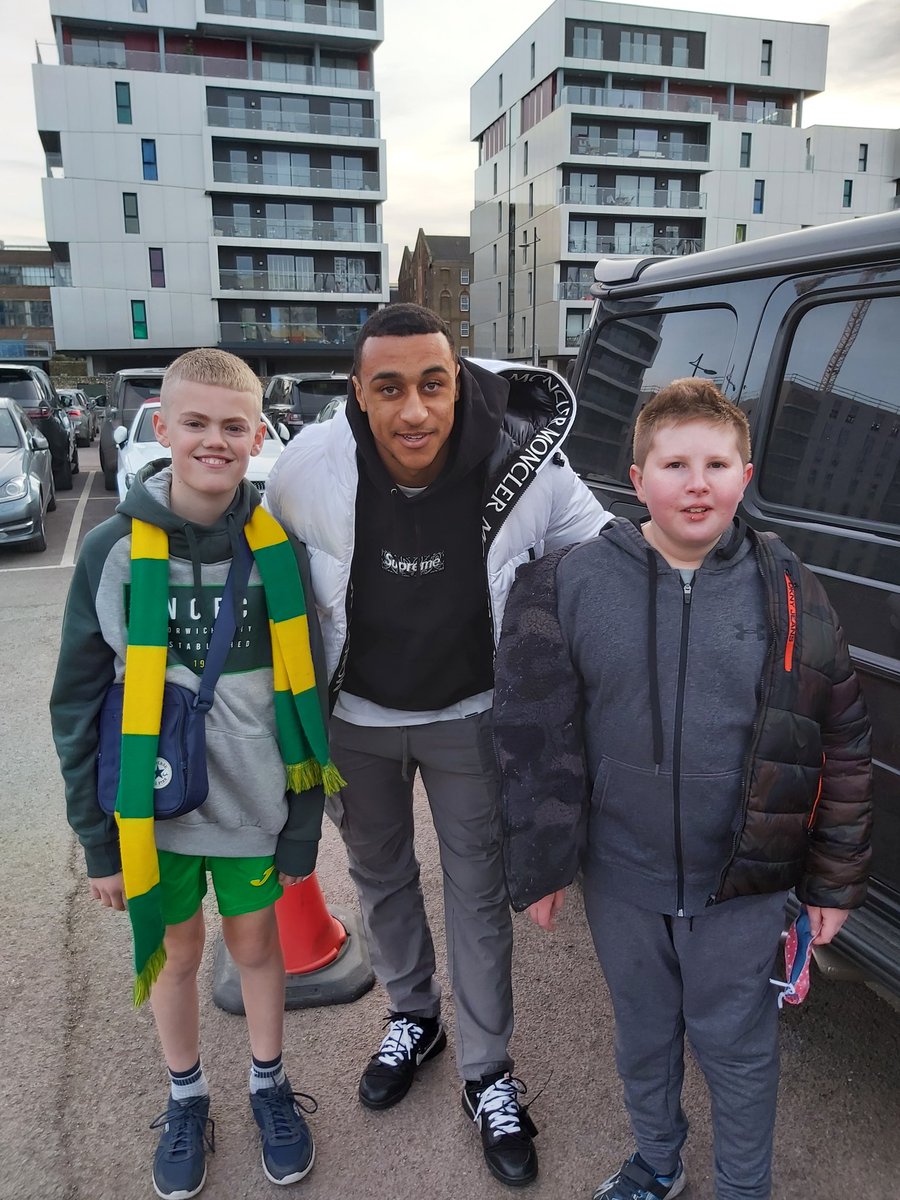 My son and his friend were chuffed to meet Adam before the game. Cheers @adamidah1 💚💛⚽️ #ncfc