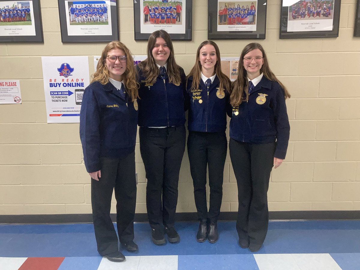 KentonFFA's tweet photo. Students competed in 3 contests this week! 
- Ag Sales: team placed 4th at sub districts
- Public Speaking: Devan - 3rd in extemporaneous. Bethany - 1st in beginning prepared. Makenzie - 5th in creed. Chloe - 1st in advanced prepared.
- Ag Power: team placed 9th at districts https://t.co/TBuxpn2vH1