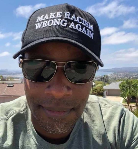 rbisrb's tweet image. Hat of the Day...