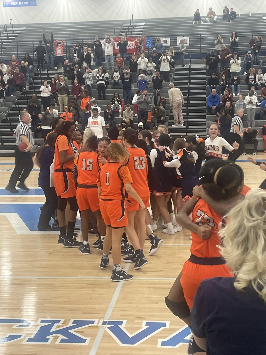 LadyBlazeHoops's tweet photo. Congrats to @BMSGirlsHoops!!!!!! State Champions!!!!!!!!! We are so proud of you!!!! ๐งก๐งก๐งก๐งก๐งก๐งก๐งก #GoLadyFlames!!!!!!!!! https://t.co/r0vGRYPwv4