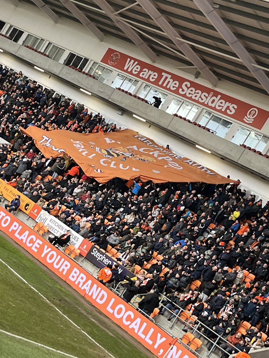 MichaelTwigg9's tweet photo. Great day at Bloomfield road today, unfortunate score, but Blackpool played very and deserved a win, great crowd as always. And as for the officials………….  Garbage! https://t.co/FdnKKD90h2