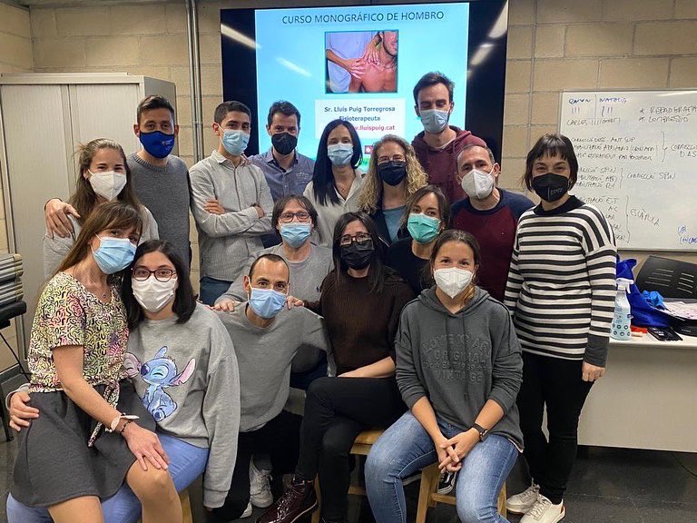 Fisioinquiet's tweet photo. Un Curs d’Espatlla més al Sarró. Moltes gràcies a tots per la implicació i confiança. #espatlla #docència #ensenyant #aprenent #compartint https://t.co/4k90DIqz6n