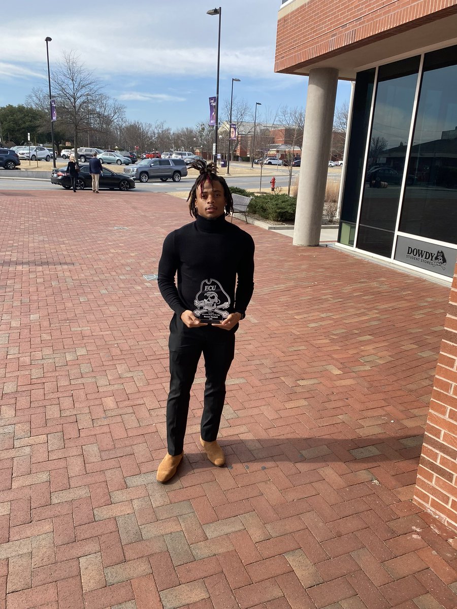Blessed to be named offensive player of the year. Thanks to everybody in my corner👾 <a href="/ECUPiratesFB/">ECU Football</a>