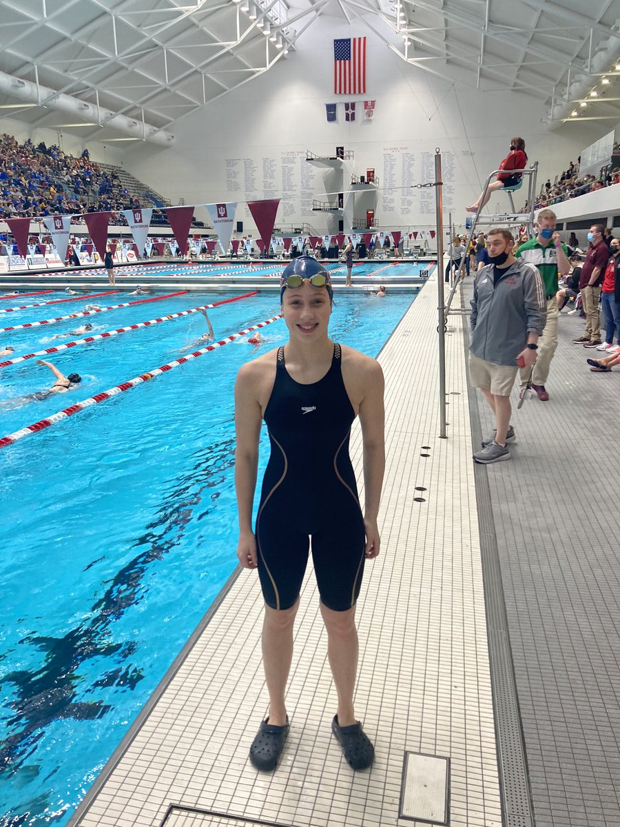 KHS_SwimAndDive's tweet photo. Simmons  moved up 2 spots and finishes 10th . She also beat 3 people in the final heat ! Fastest Freshman in the state in the 100 back!!! https://t.co/G7PFL1PDD8