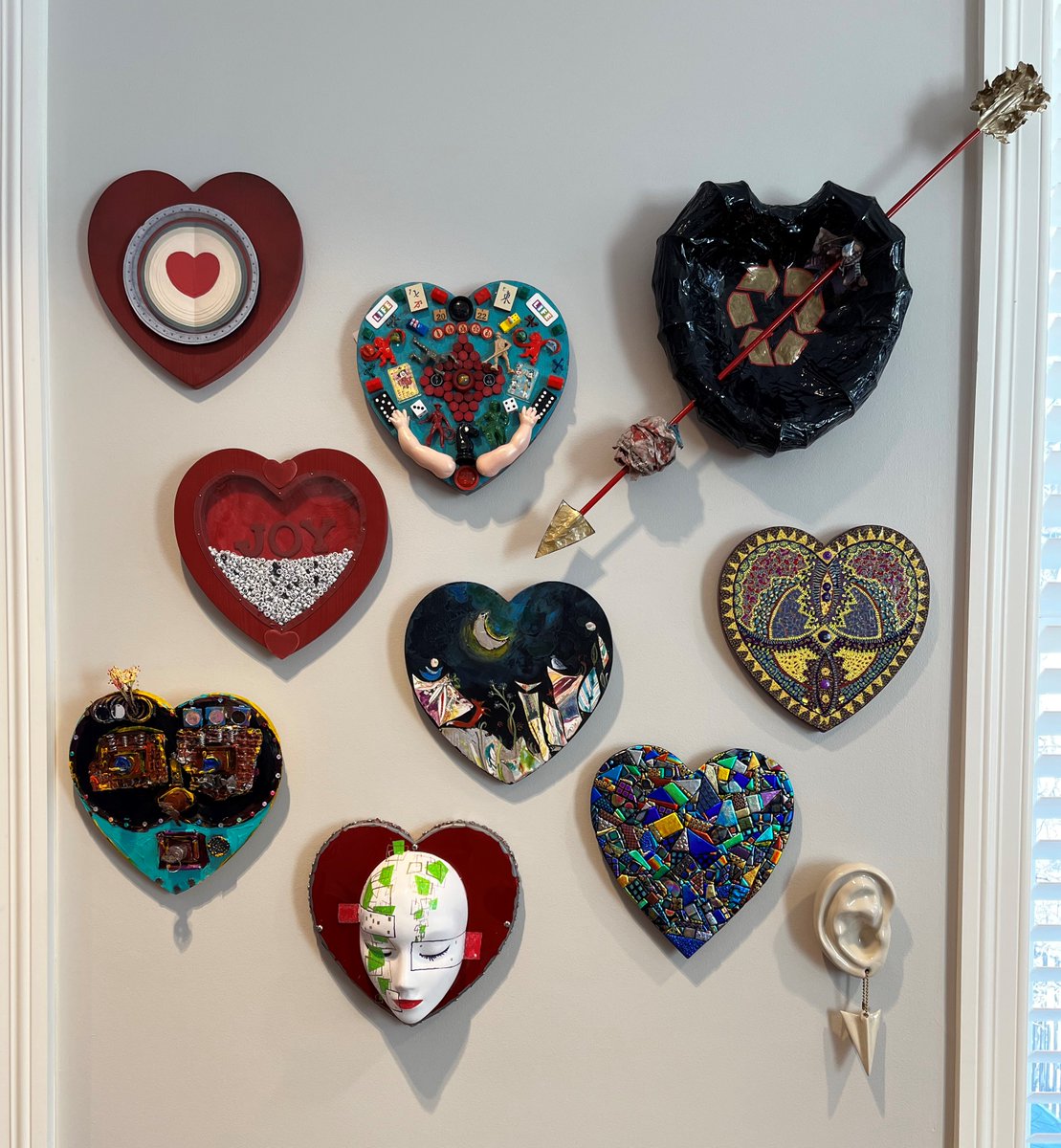 MemphisCAC's tweet image. Celebrate Valentine’s Day by supporting a hurting child through our online Works of Heart art auction. Which Works of Heart are your favs? Works of Heart ends in two hours at 5pm CST. February 12. #WorksofHeart  ow.ly/MXWk50HTmns