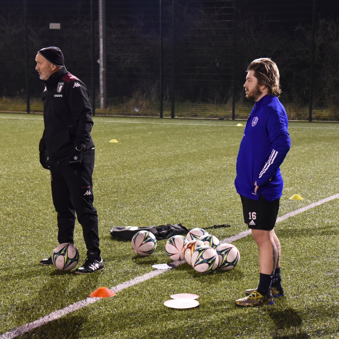UDAUKSOCCER's tweet photo. As a result of our Visiting Coaching Programme, the @uniofglos squad had a training and Q&amp;A session with former professional footballer Richard O'Kelly. Catch the full story here: https://t.co/fv6G4KyudL #UDAUOG https://t.co/hIA7uvUrbq