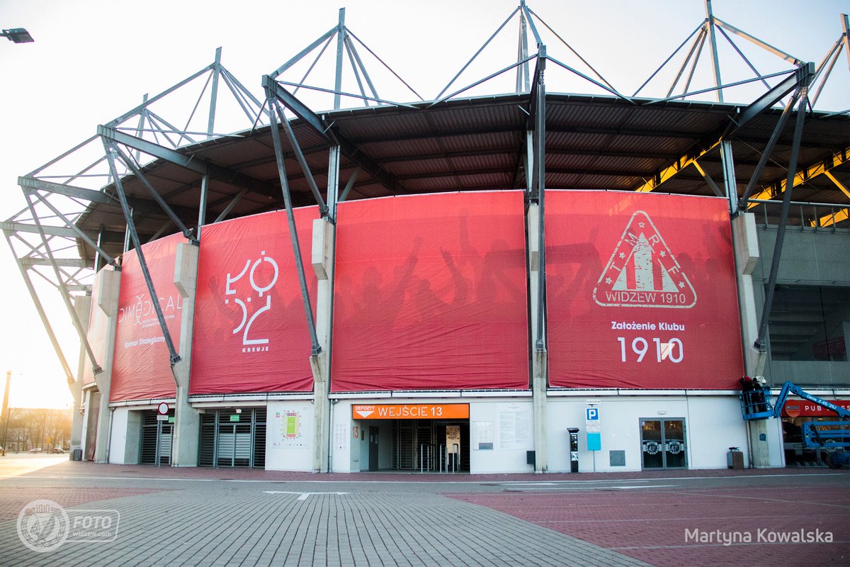Branding #SerceŁodzi Status: work in progress  🔜

Ciesząc się ze zmian, pamiętajmy o wsparciu Centrum Medycyny Klinicznej DiMedical, które ufundowało efektowne banery na stadionie Widzewa Łódź. 🤝🇦🇹

#ZawszeW13 t.co