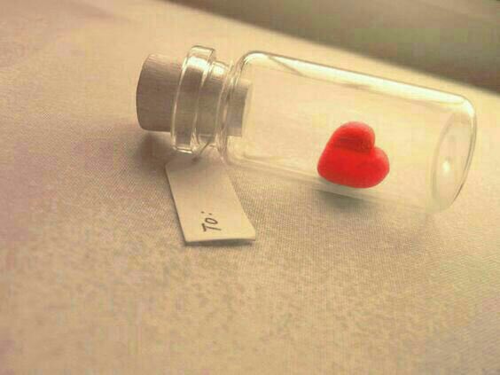 علىُ الأرضُ قلوبُ تسّتحقُ أنُ نجعلھّا فيُ كوكبُ لوحدھا كيُ لِا تلوُثھّا قلووبُ بقيةُ البشَر..
#عيد_الحب