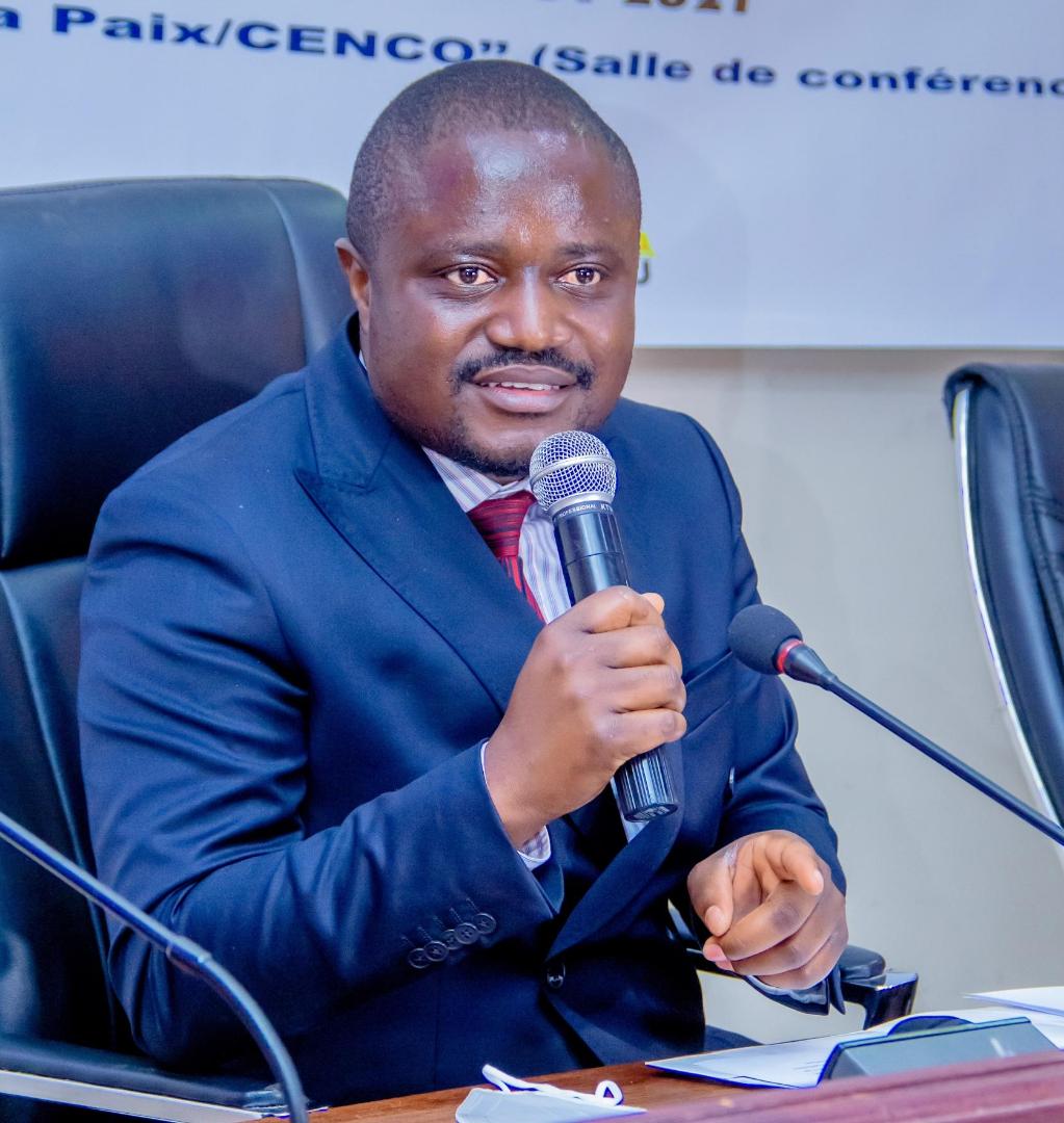 VoiceOfCongo's tweet photo. ESU: Félix Tshisekedi demande l'accélération de la réforme de Licence Master et Doctorat dans l’Enseignement Supérieur et Universitaire

https://t.co/huElJkn2sn

Suivez nous sur Instagram https://t.co/NGrkVjjCeC