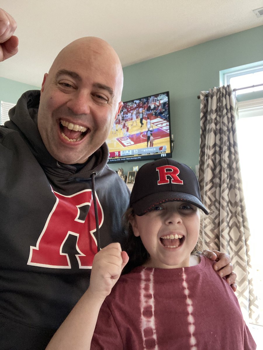 Muzixndmd's tweet photo. #RUvsWIS #B1G #Rutgers @RutgersMBB #ScarlettKnights 
#RBasketball 

Rutgers wins on the….Rrrrr-oad https://t.co/LYdyz7XSRb