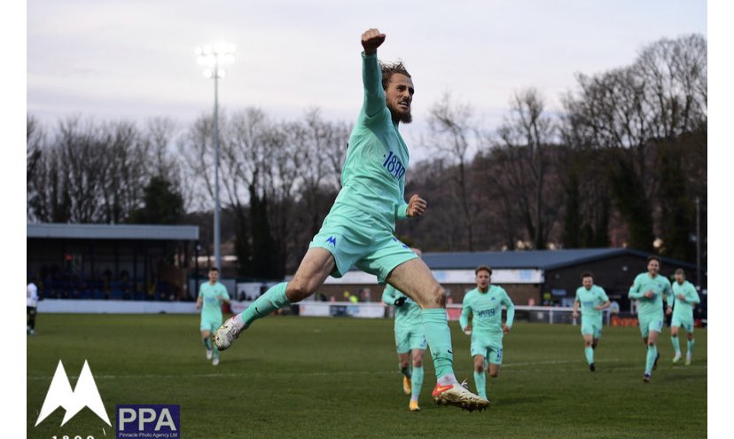 BakersTweet's tweet photo. A BRILLIANT DAY. THANKS GULLS #JOELEWIS #TUFC #TRUELOVE #FORLYF X https://t.co/ZBRT9uxifg