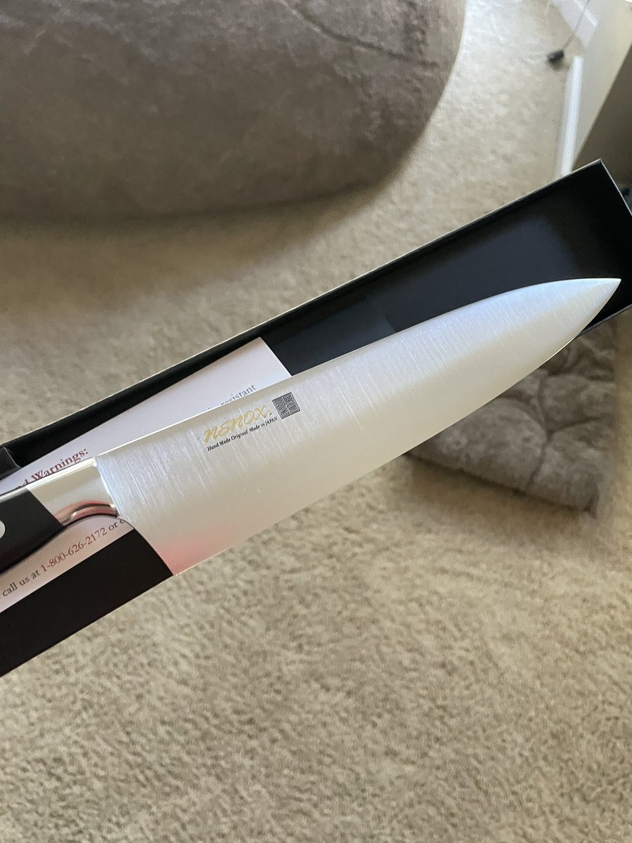 gнαzαℓєн νictoria tweet media